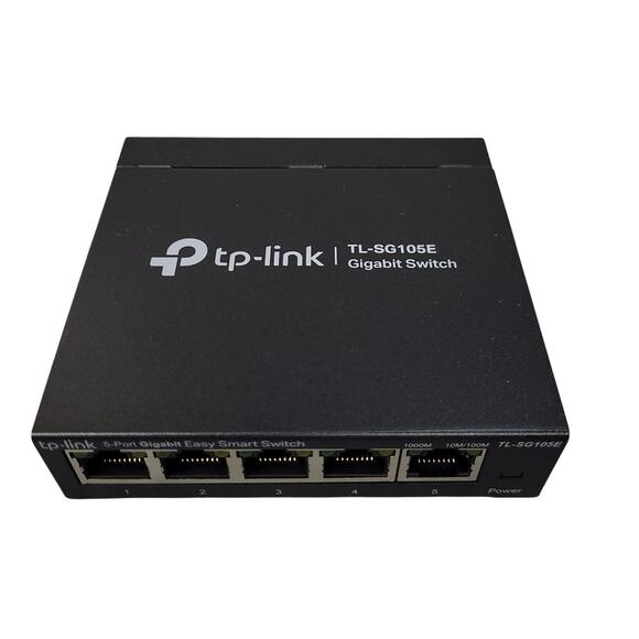 TP-LINK TL-SG105E 5-Port Gigabit Easy Smart Switch SOHO Desktop Switch Black - Picture 2 of 7